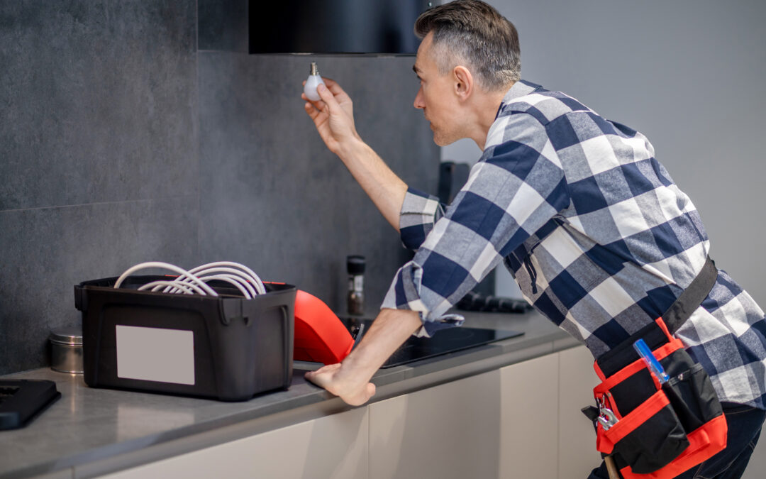 Doplnkové služby k elektrine: Má to pre spotrebiteľa význam?